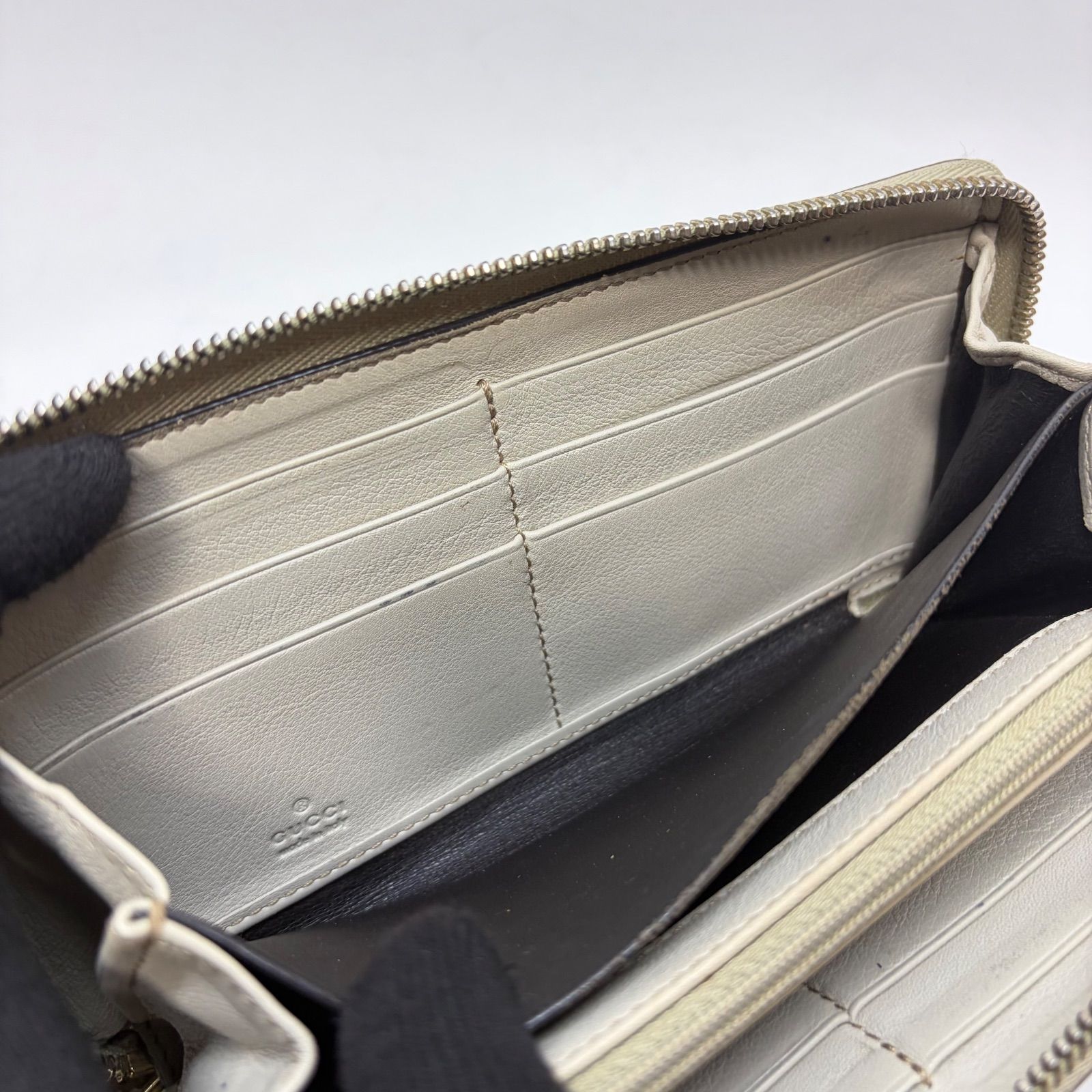 4570 GUCCI グッチ 長財布 シマレザー ラウンドファスナー - メルカリ