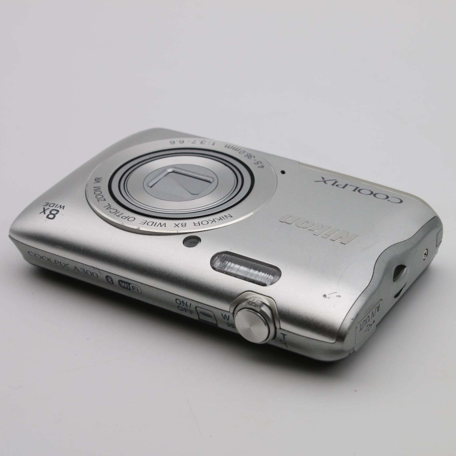 美品】 Nikon COOLPIX A300 光学8倍ズーム 2005万画素 シルバー