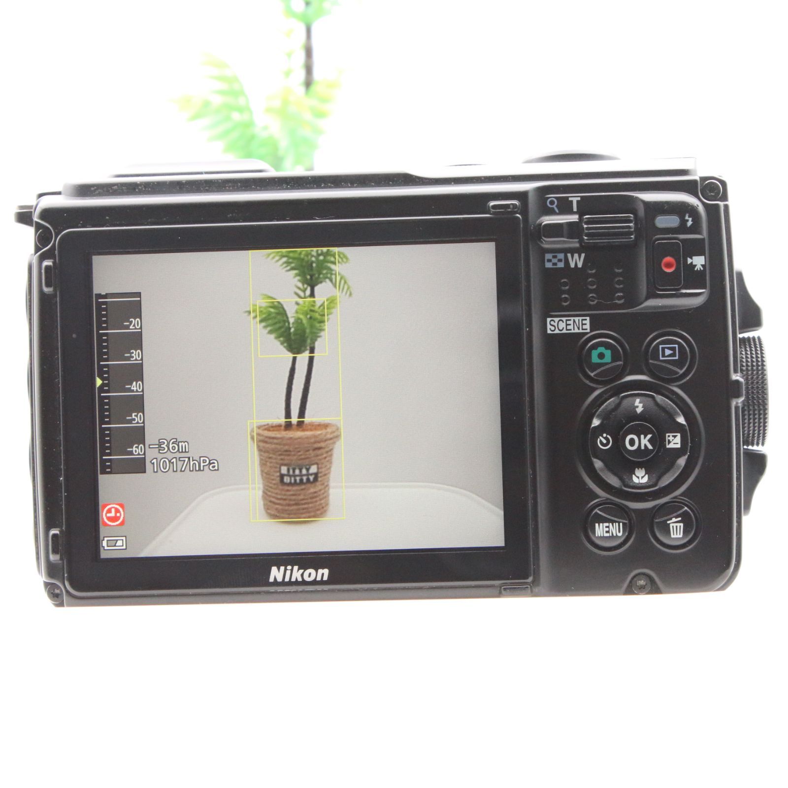 ほぼ新品】 Nikon COOLPIX W300 OR オレンジ 1605万画素 防水 耐寒 