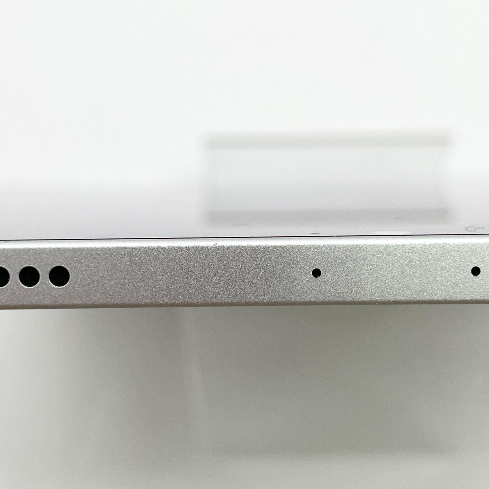 美品 iPad Pro 11インチ 第4世代 Wi-Fi FNXL3J/A 1TB バッテリー最大 