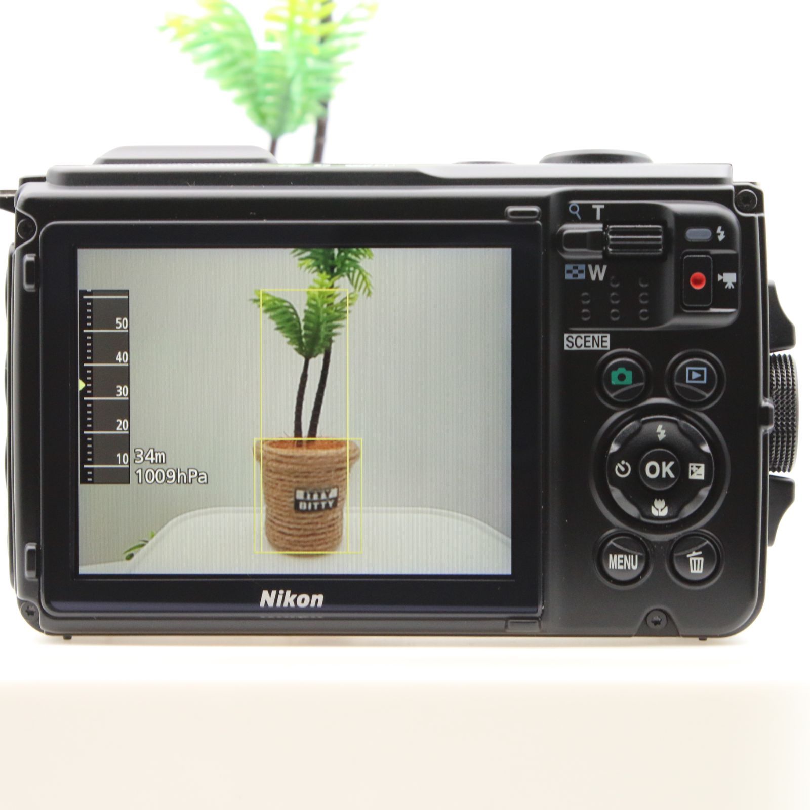 極上品】 Nikon COOLPIX W300 ブラック 1605万画素 防水 耐寒 防塵
