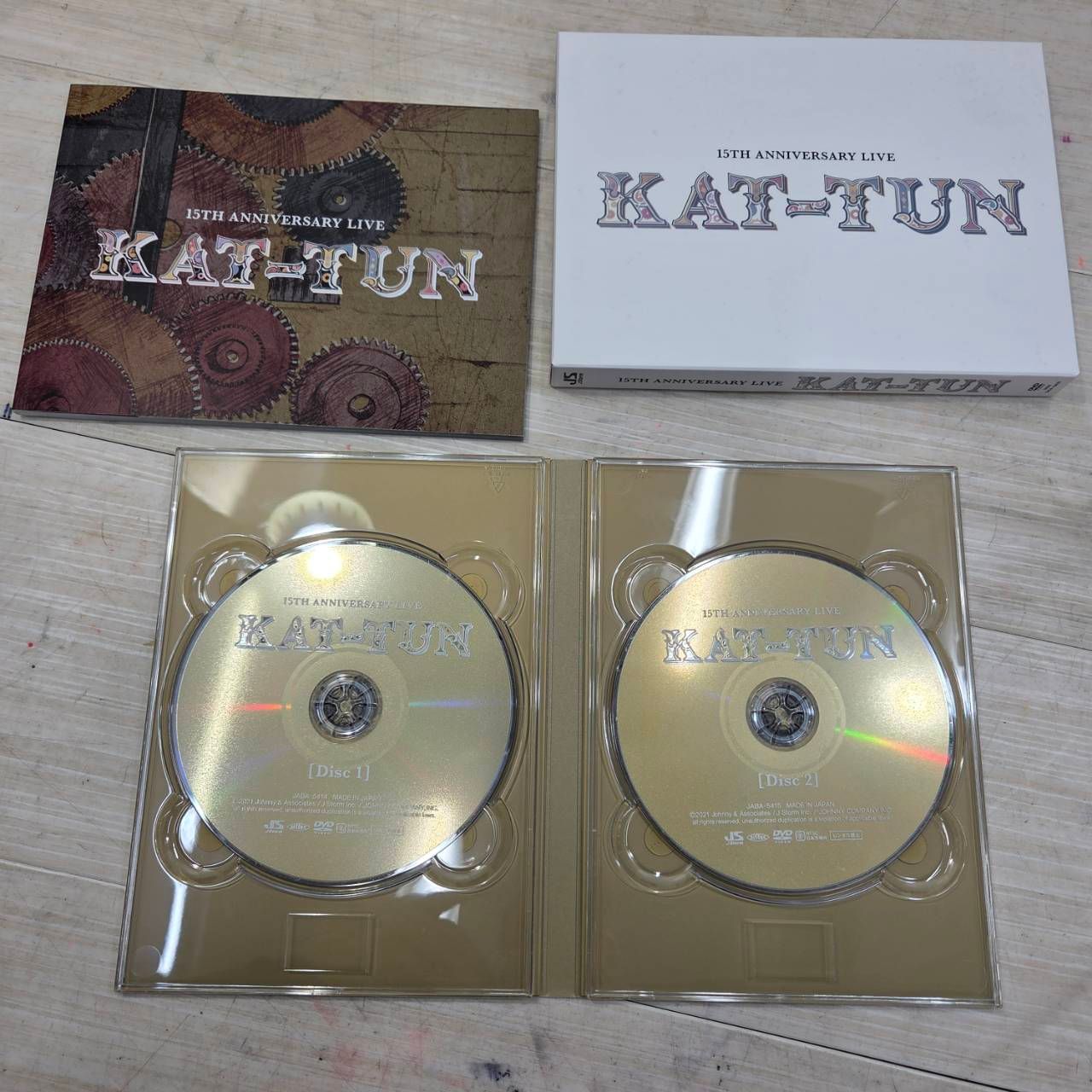 送料無料S94963 KAT-TUN カトゥーン CD DVD 9点セット まとめ 男性