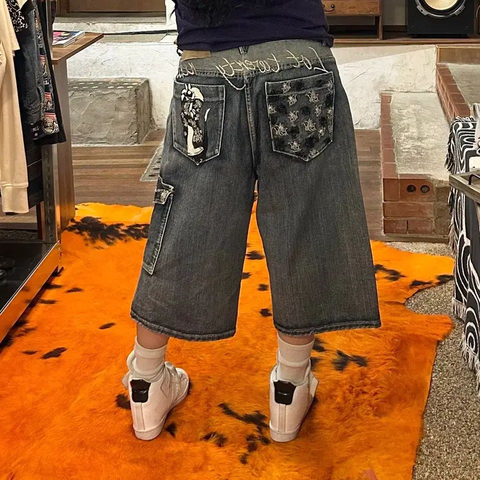 ヴィンテージ カートゥーン プリンティング インディゴ デニム バミューダ パンツ