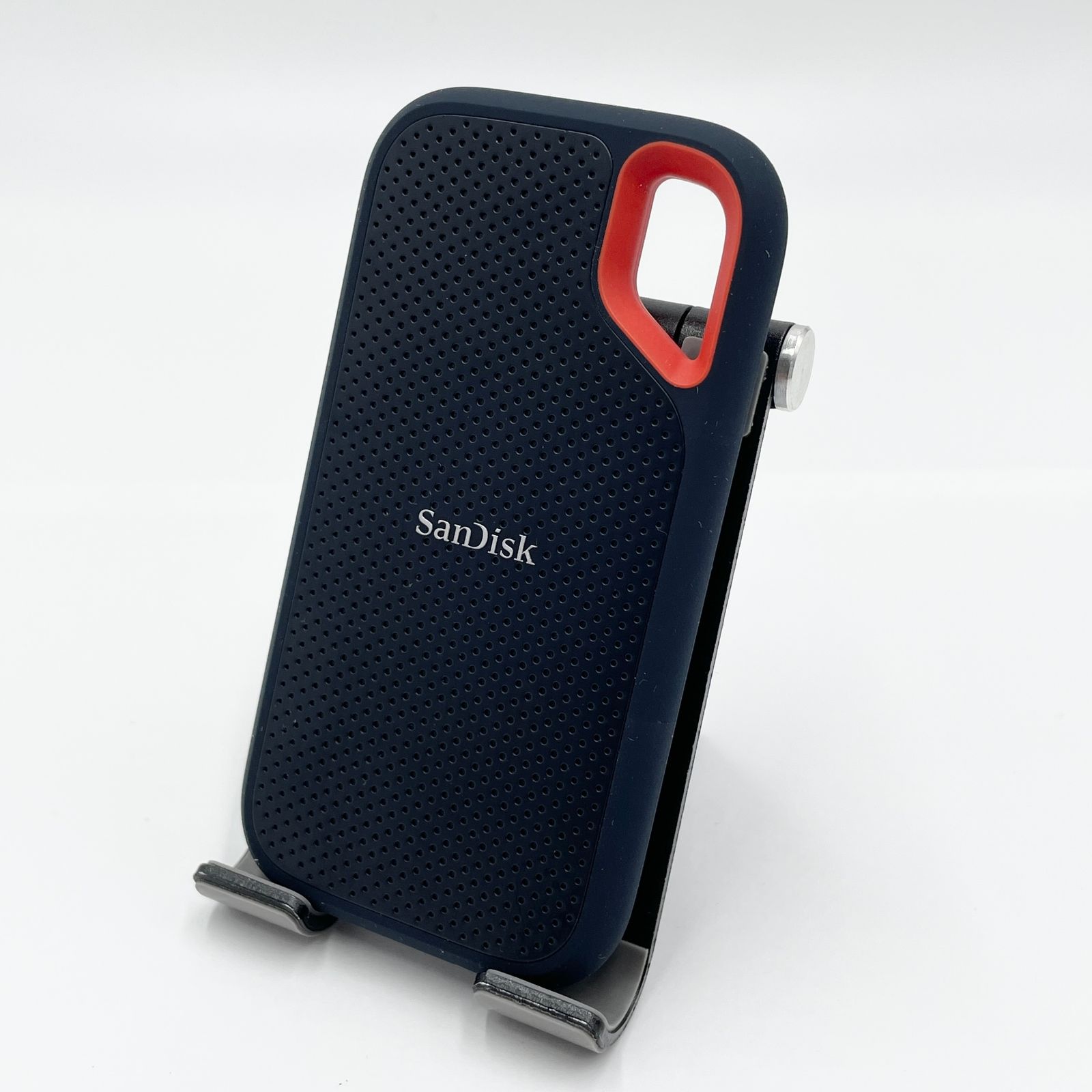 SanDisk Extreme ポータブル SSD 1TB SDSSDE61-1T00 外付けSSD【C8006