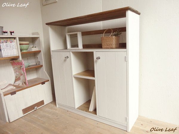 サイズオーダー可能！２枚大扉キャビネット●シャビーホワイト天然木無垢材●受注製作納期は4、5週間後