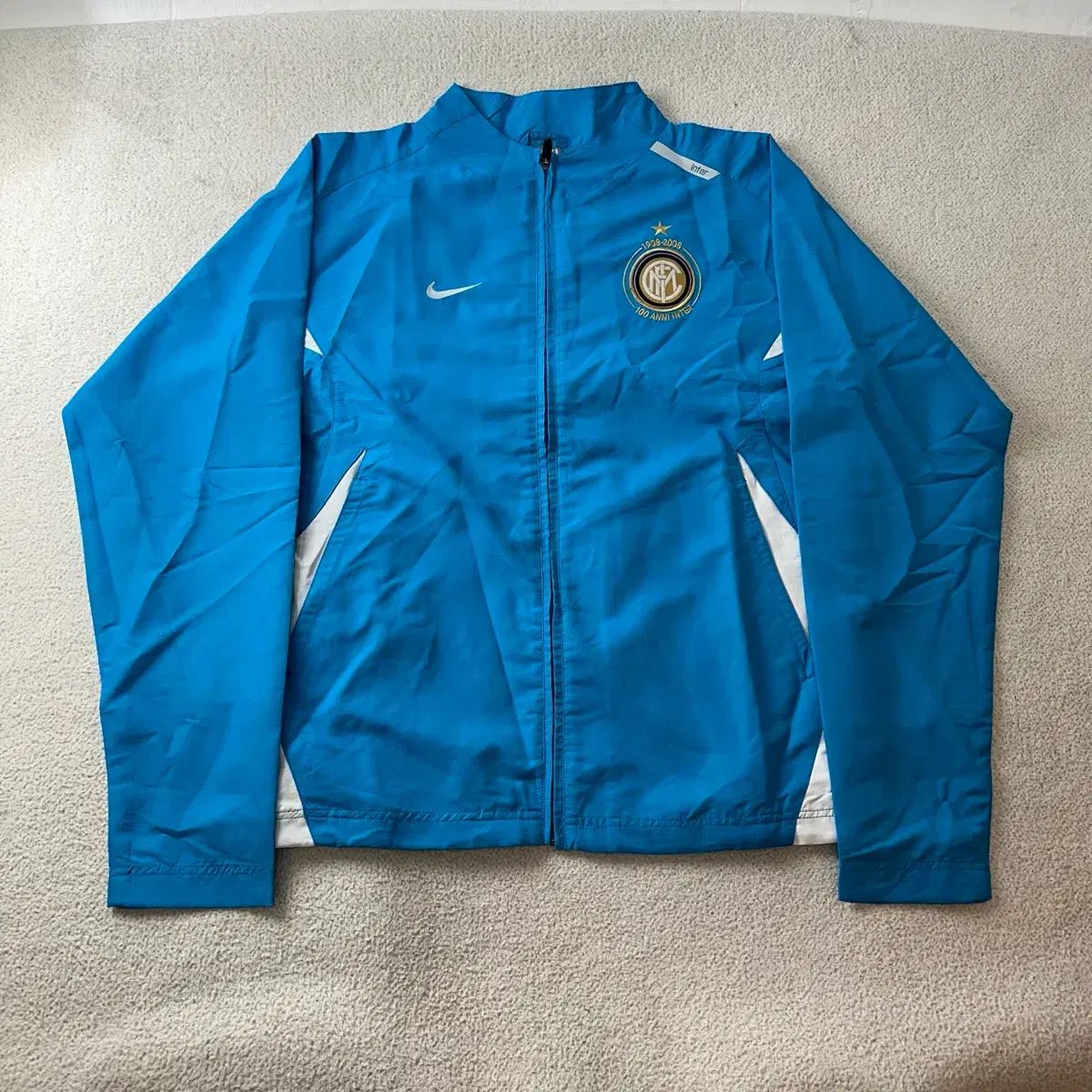 100 NIKE × INTER 100周年記念 トレーナー ウィンドブレーカー