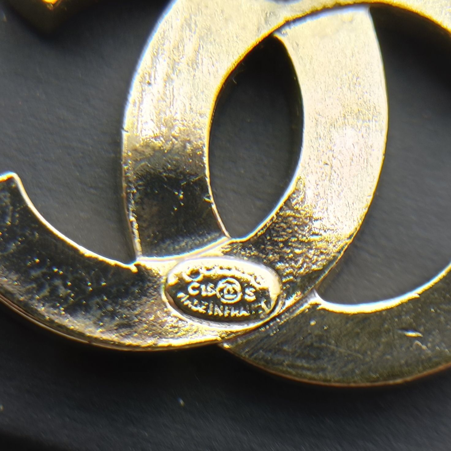 シャネル✨️ CHANEL 保存箱付き ピアス ココマーク ゴールド - メルカリ
