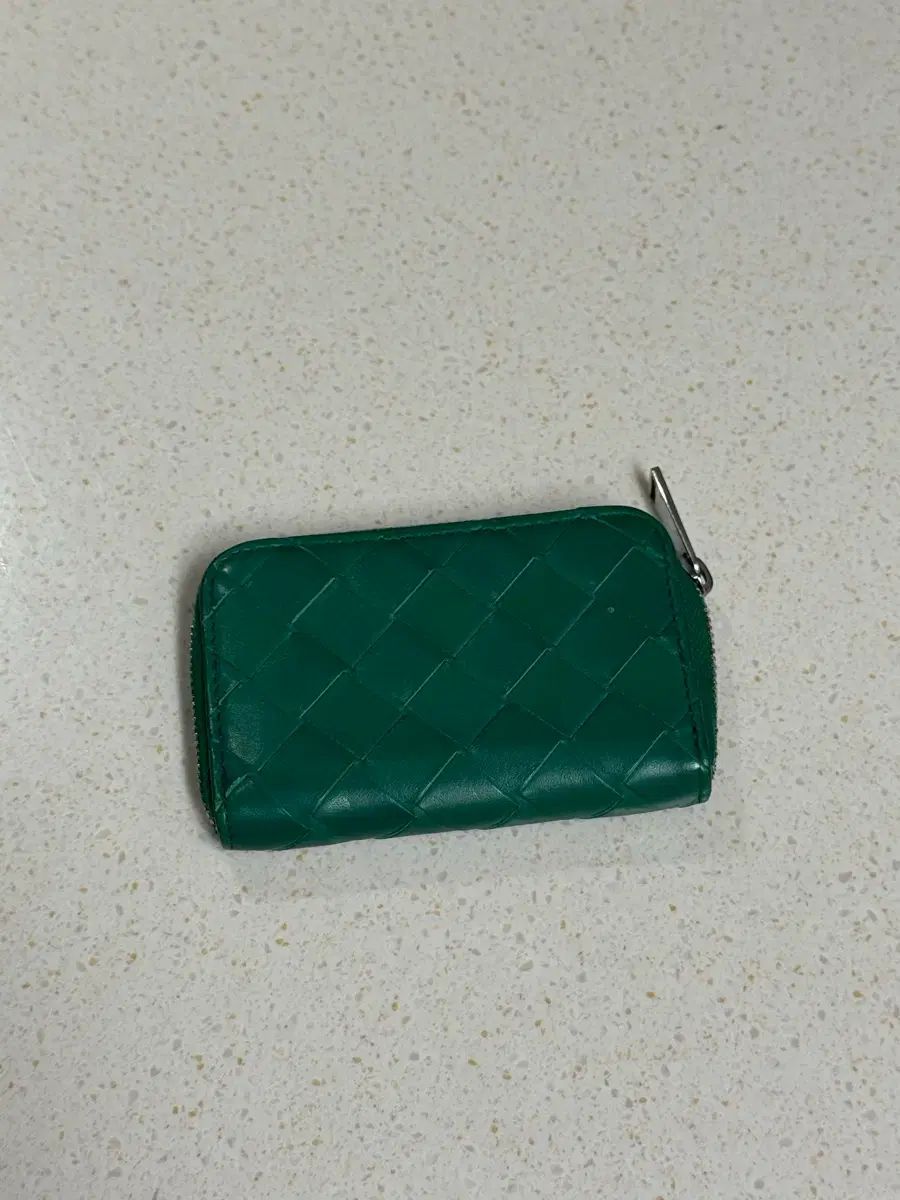 BOTTEGA VENETA ボッテガ・ヴェネタ ジッパー 財布 レーシンググリーン