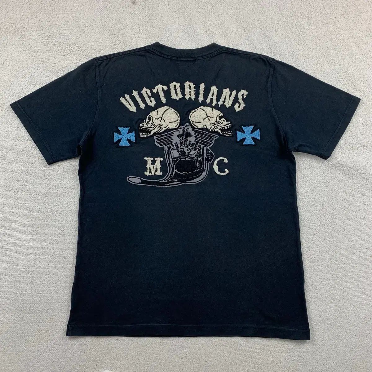 INDIAN MOTORCYCLE 刺繍ロゴ 半袖Tシャツ ブラック