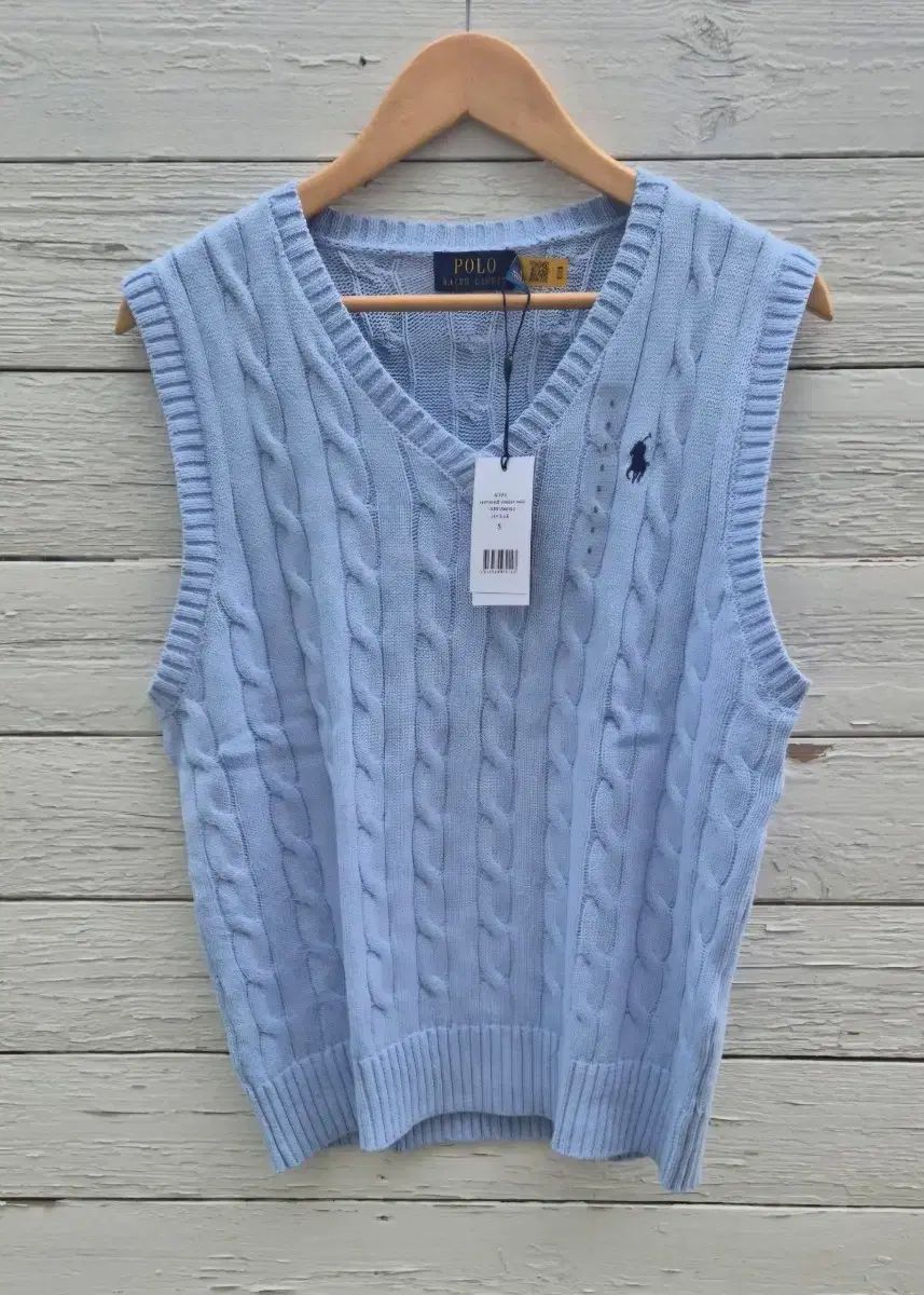 ポロケーブル編みニットベスト新品 (ユニセックス)