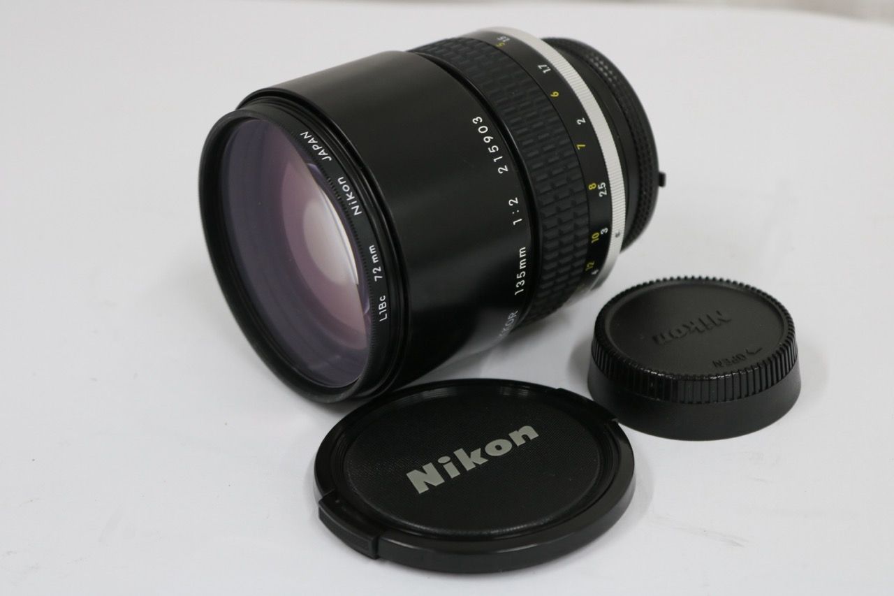 【光学美品】 ニコン Nikon Ai-s Nikkor 135mm F2 レンズ e13741