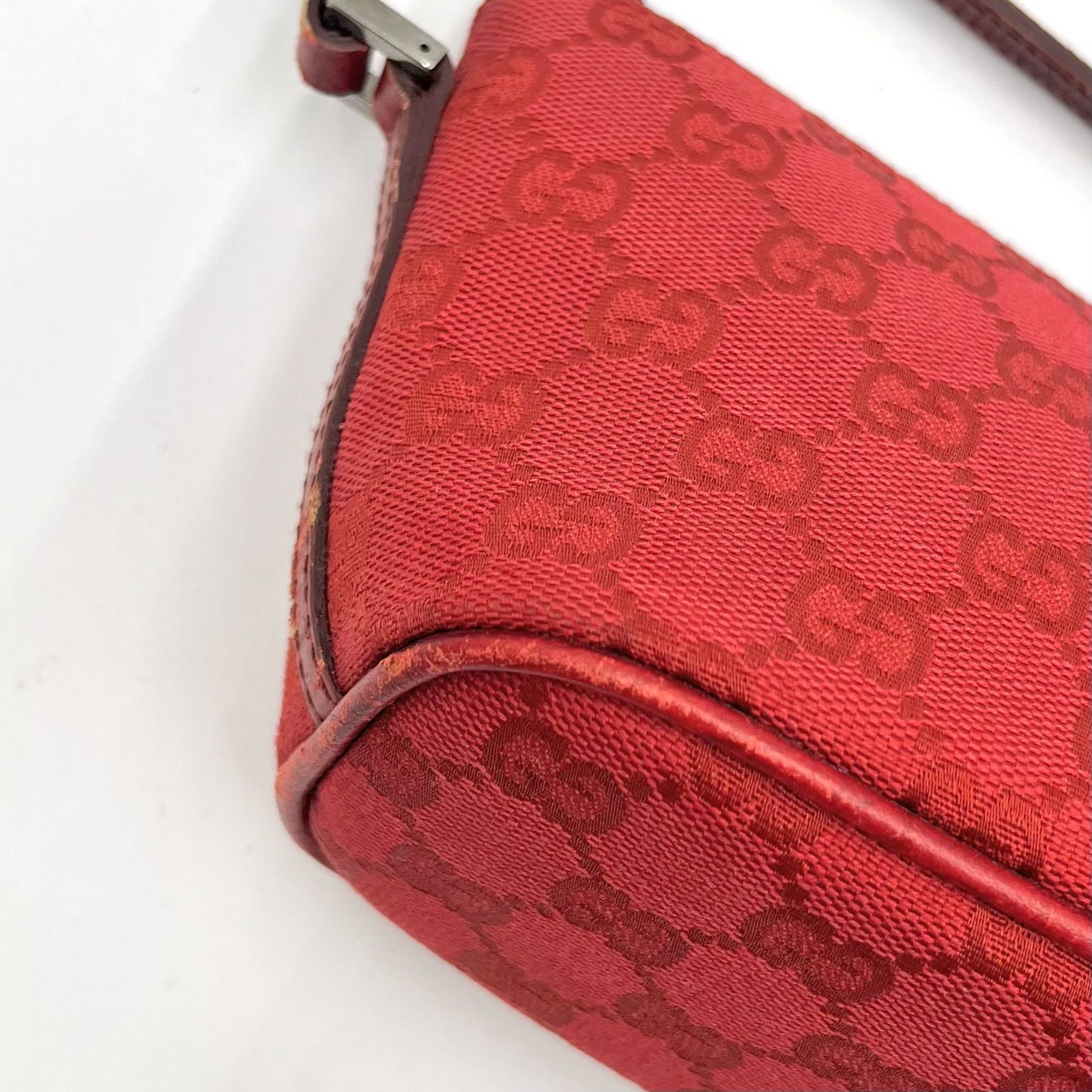 GUCCI アクセサリーポーチ レッド 美品◎GUCCI グッチ GGキャンバス ゴールド金具 アクセサリーポーチ