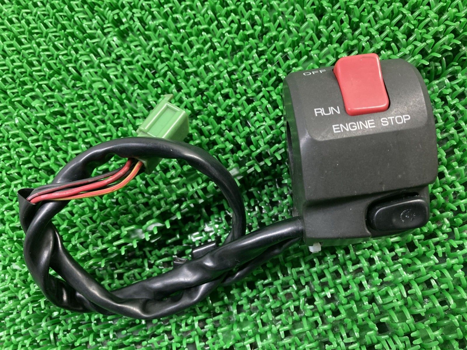 ゼファー400 ハンドルスイッチ 右 カワサキ 純正 中古 ZR400C ZEPHYR400 品薄 eQ