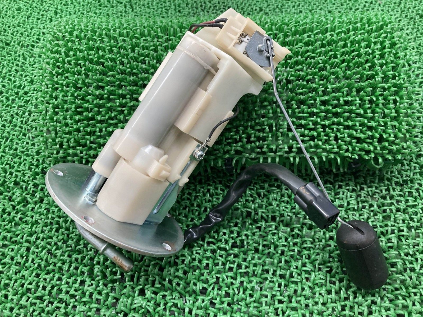 Z250 フューエルポンプ 49040-0763 カワサキ 純正 中古 EX250P Z400 燃料ポンプ qG