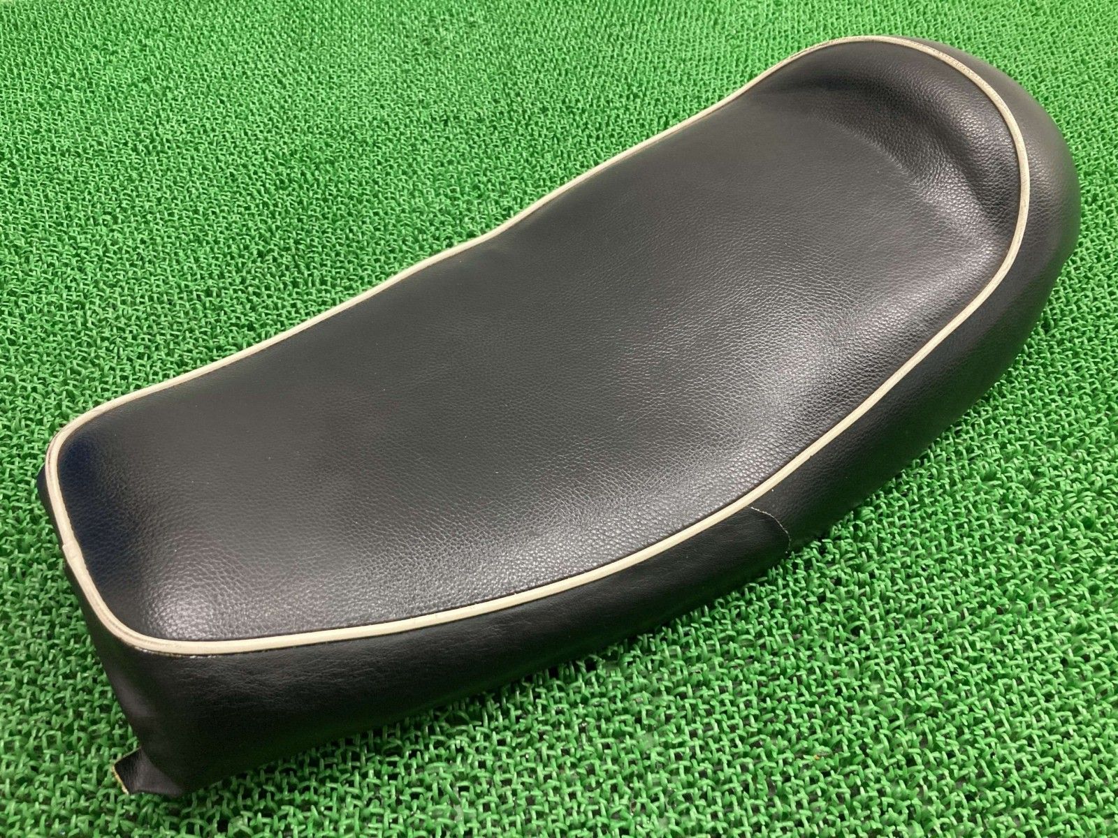 XR250モタード シート ホンダ 純正 中古 バイク 部品 MD30 表皮