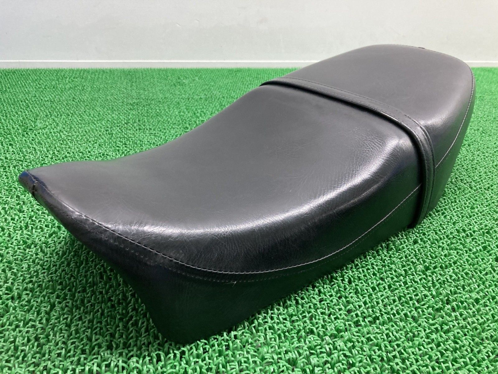 タイガースポーツ660 シート 2310752 トライアンフ(TRIUMPH) 純正 中古