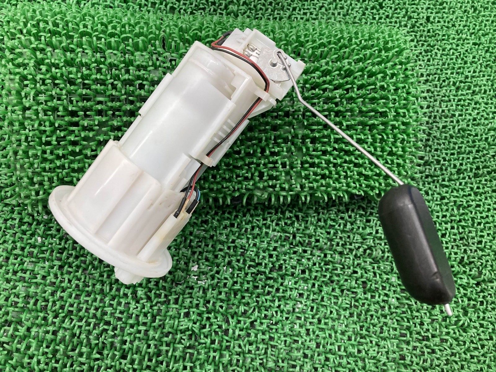 エリミネーター400 フューエルポンプ 49040-0823 カワサキ 純正 中古