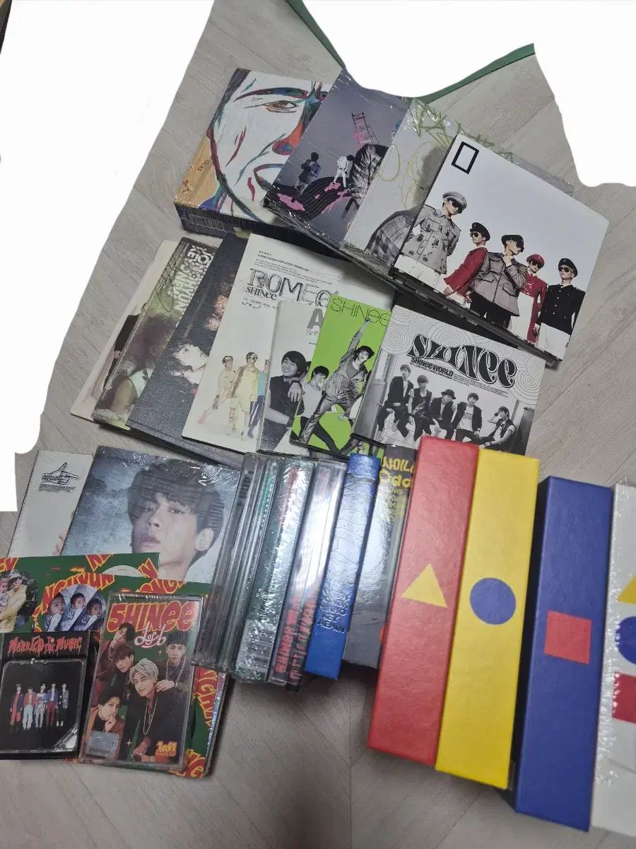 SHINee アルバム まとめ出品 日本アルバム DVD グループ ソロ 含む