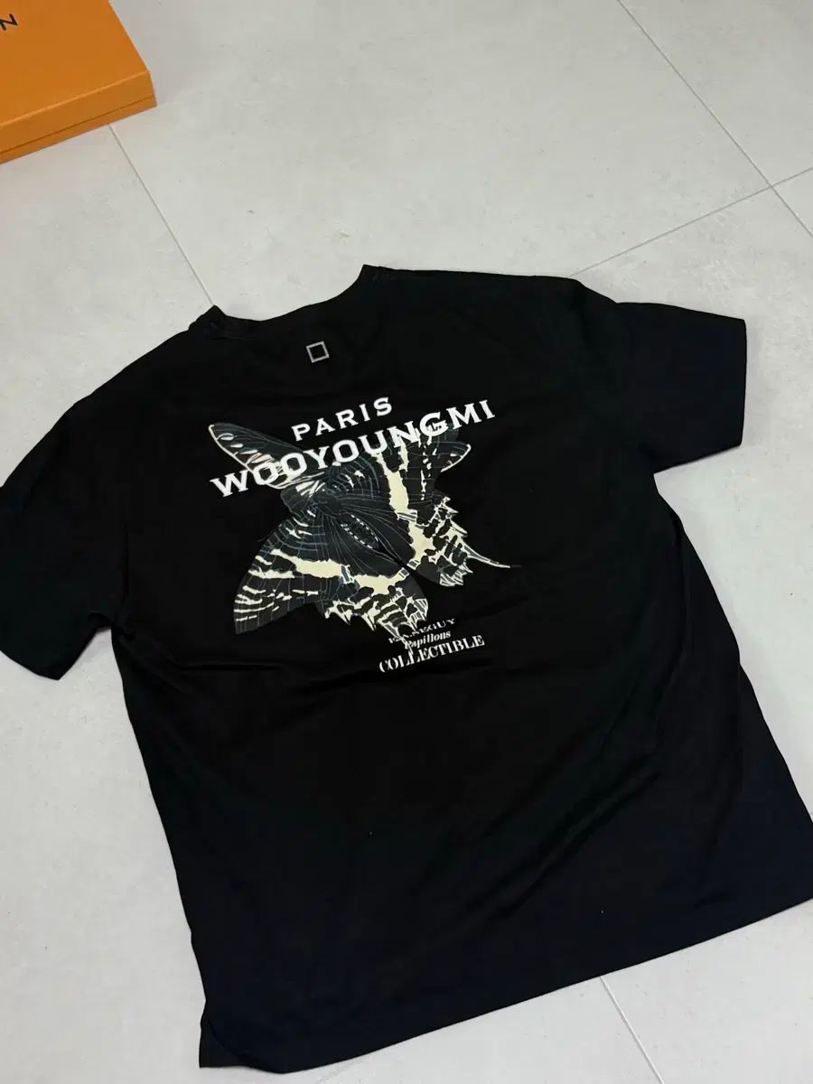 正規品 ウーヨンミ(WOOYOUNGMI) ナビ バックロゴ 半袖 ほぼ新品