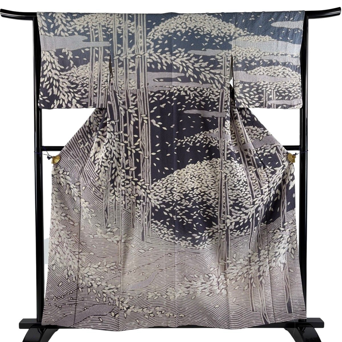 【美品】 訪問着 身丈158cm 裄丈64.5cm M 袷 花びら 流水 銀通し 絞り 濃紫 正絹 逸品 【中古】
