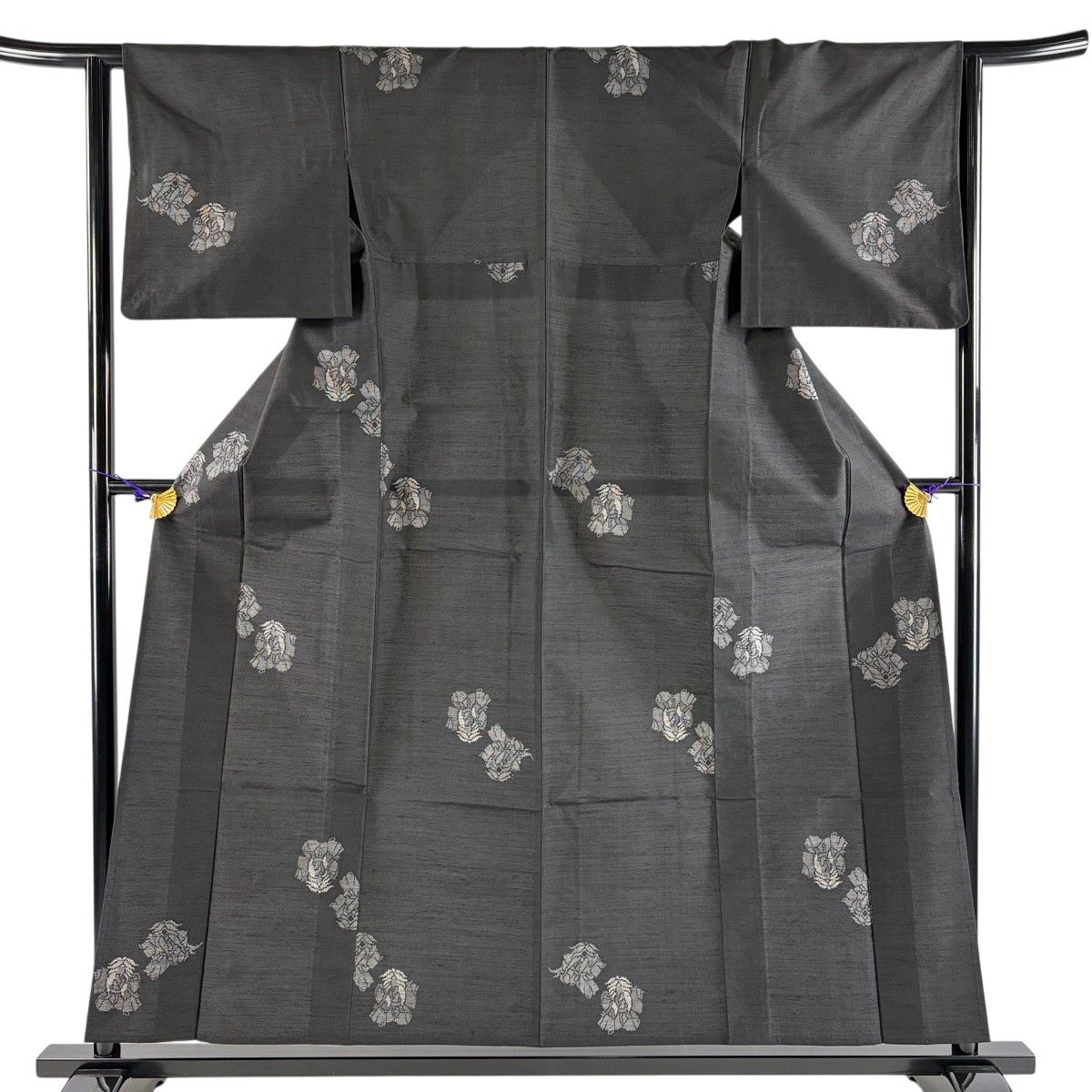 紬 身丈156.5cm 裄丈63cm S 単衣 歌舞伎役者 黒 正絹 秀品 【中古】