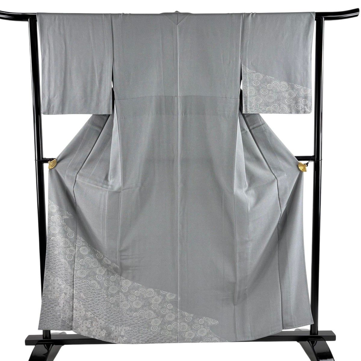 付下げ 身丈158cm 裄丈63cm S 単衣 菊 芝 灰色 正絹 秀品 【中古】