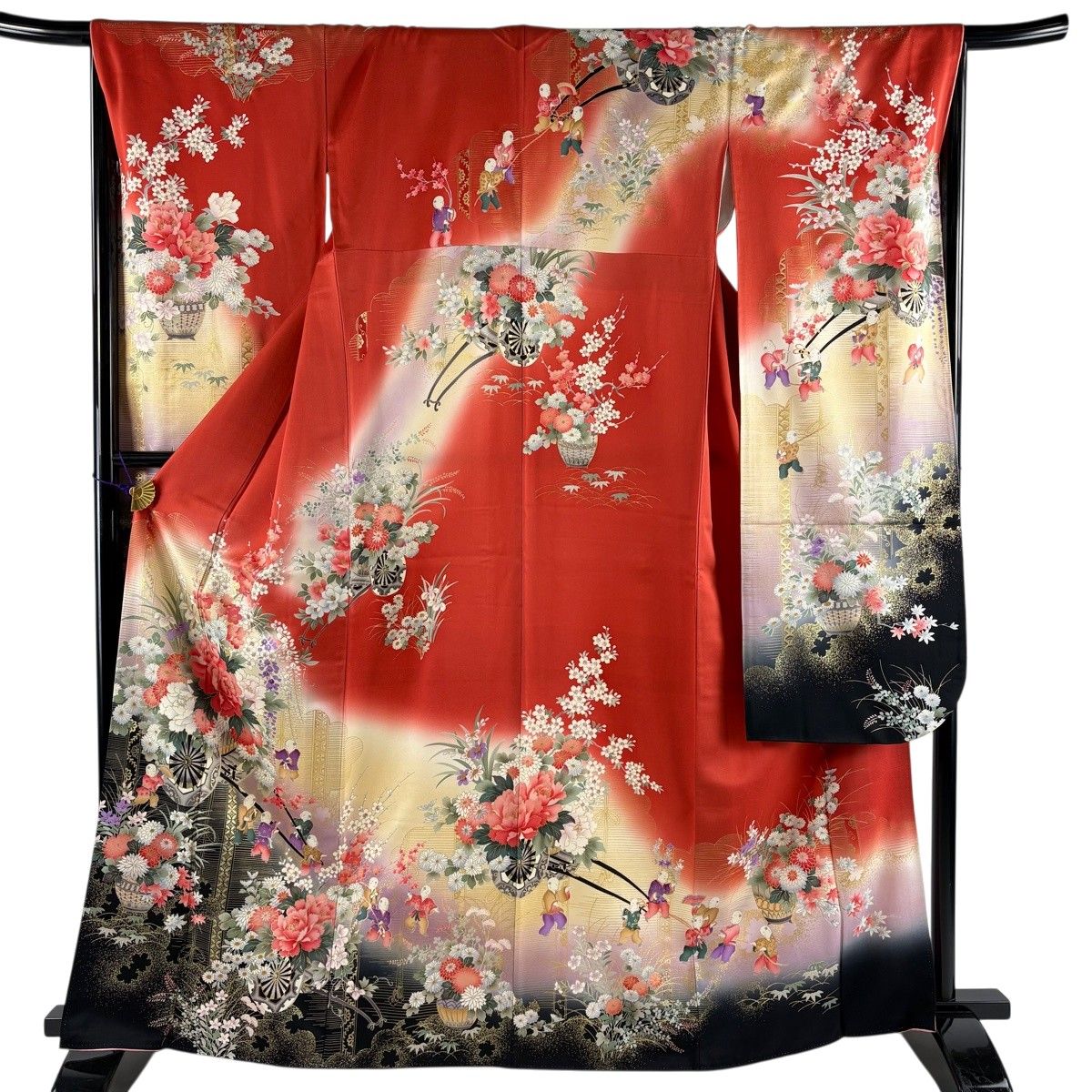 【美品】 振袖 身丈165cm 裄丈67.5cm L 袷 花車 御簾 金彩 染め分け 茜色 正絹 秀品 【中古】
