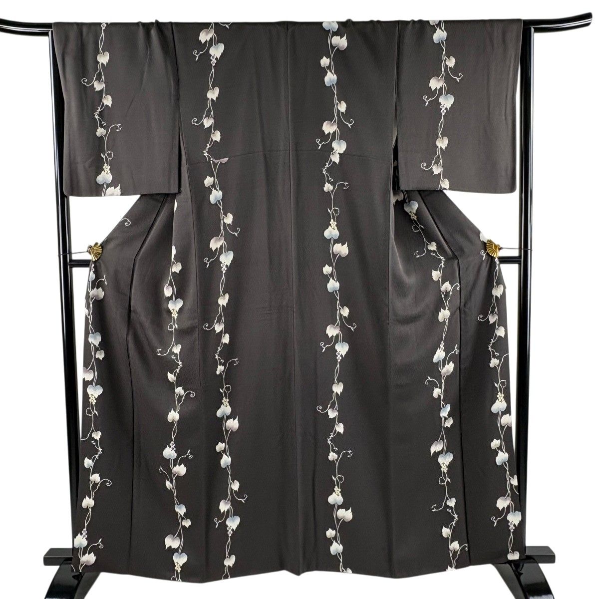 【美品】 小紋 身丈160cm 裄丈66cm M 袷 葡萄 地紋 焦茶色 正絹 名品 【中古】