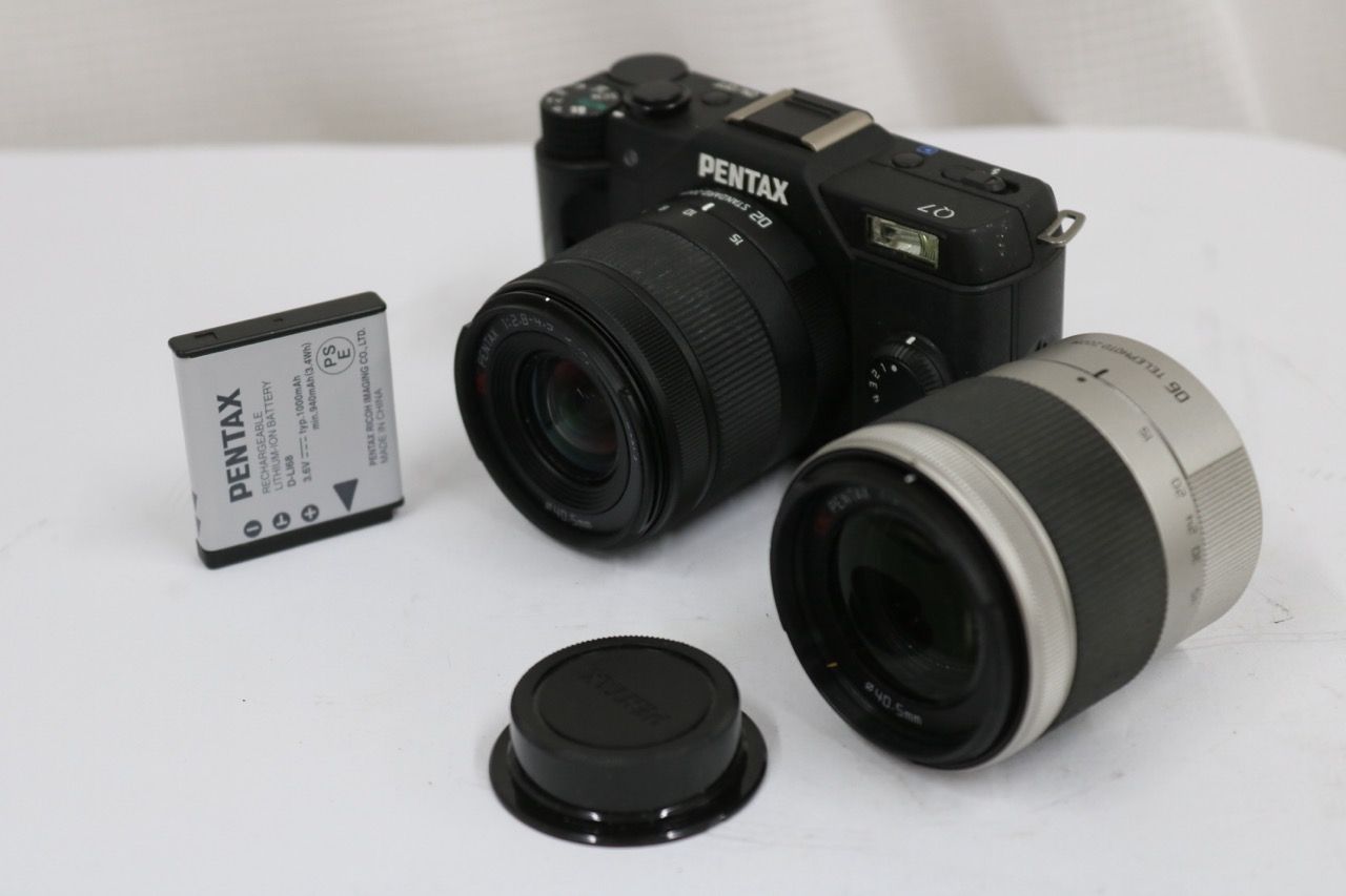 【返品保証】 【ほぼ未使用シャッター38回】ペンタックス Pentax Q7 ブラック 5-15mm F2.8-4.5 15-45mm F2.8 ミラーレス一眼 e13815