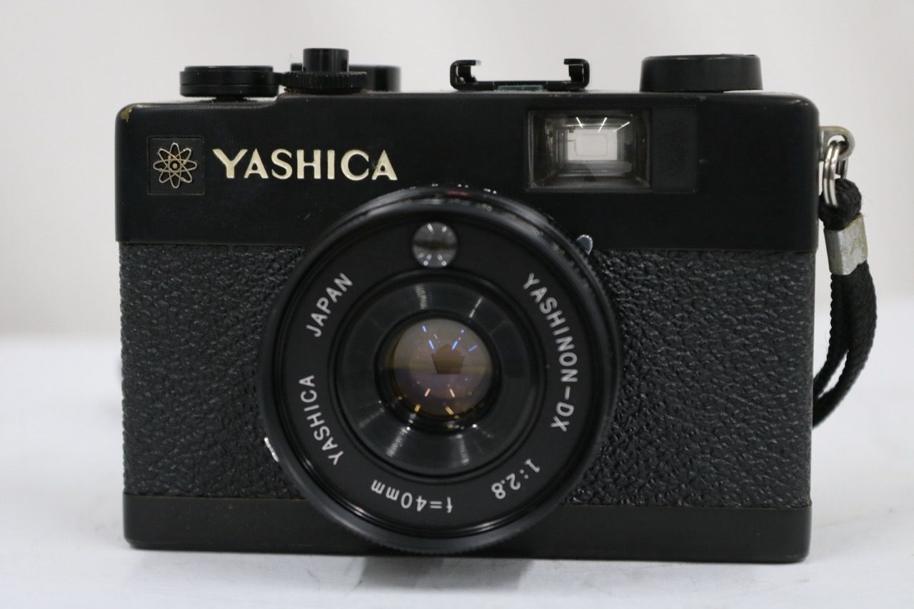 Yashica-8 レンジファインダーカメラ 商品の説明Yashica-8はダブルレ…