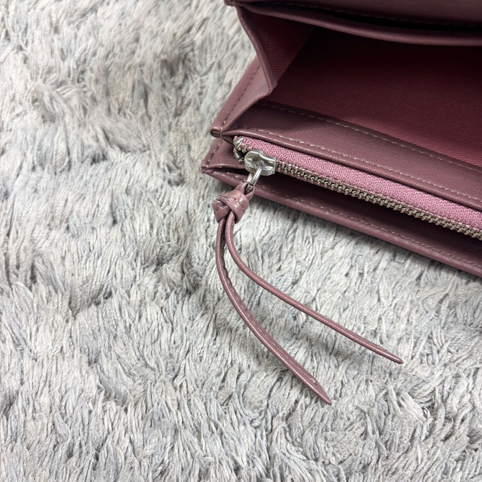Vivienne Westwood ヴィヴィアンウエストウッド 長財布 レザー 