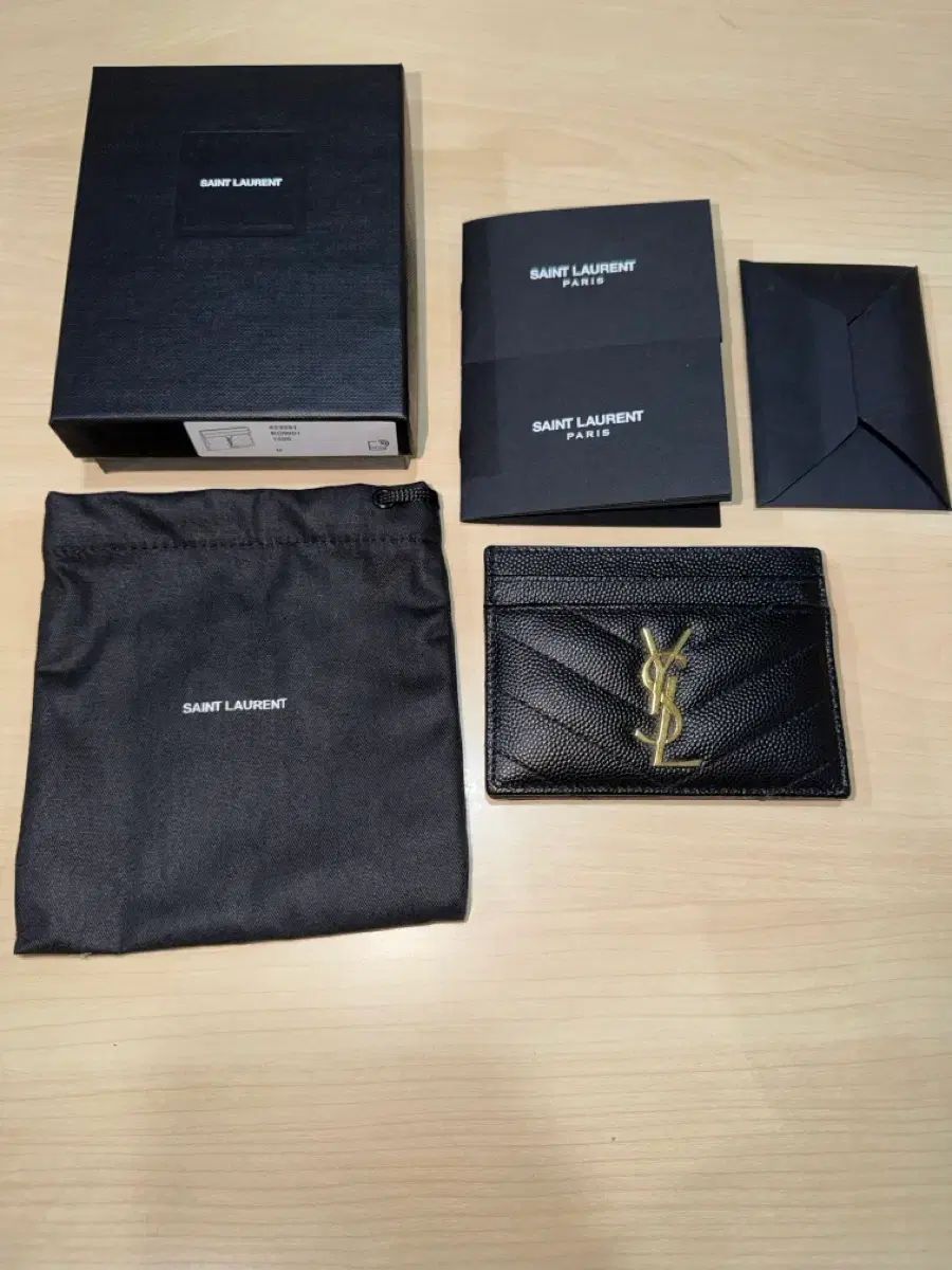 YVES SAINT LAURENT イヴ・サンローラン マトラッセ カードウォレット ゴールド フルセット (状態良し)