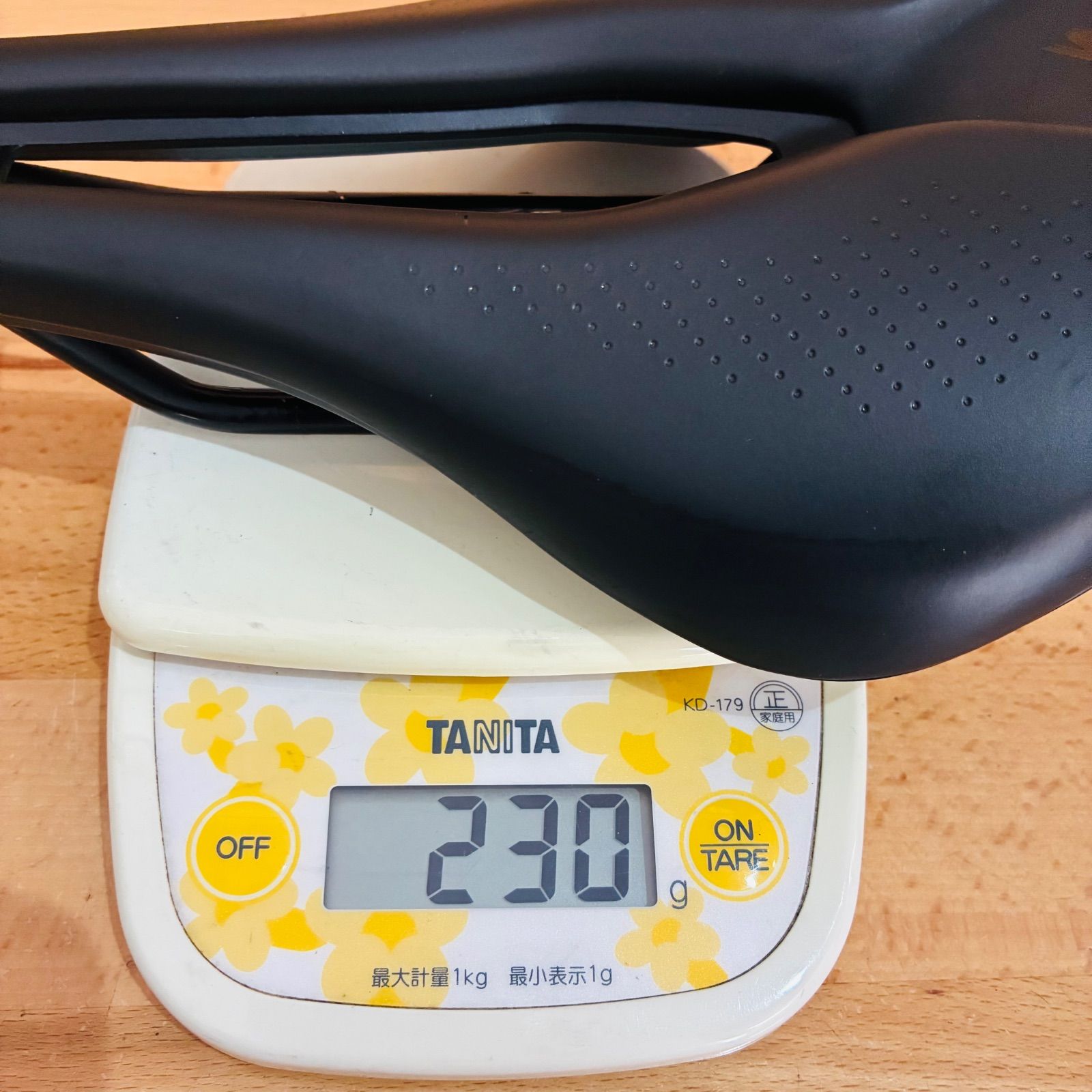 即発送】 SPECIALIZED POWER EXPERT サドル スペシャライズド HOLLOW