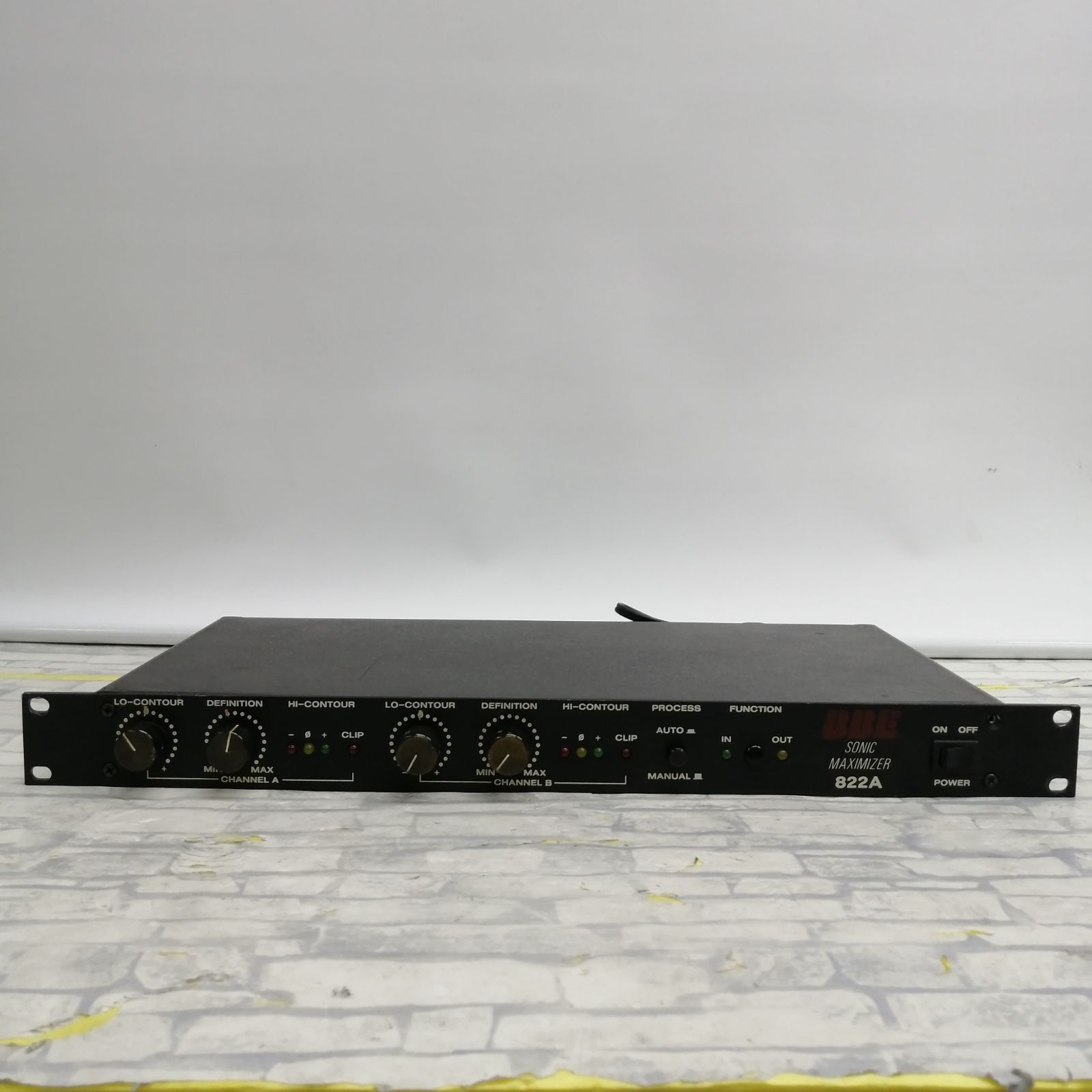 【ジャンク】BBE エフェクター 822A M2367-hh7vv 【ジャンク】BBE エフェクター 822A M2367-hh7vv