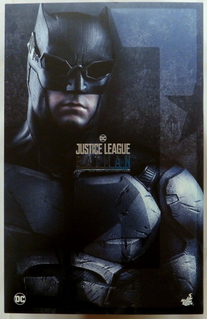 HOTTOYS MOVIE MASTERPIECE BATMAN / TACTICAL BATSUIT (通常版) MMS432