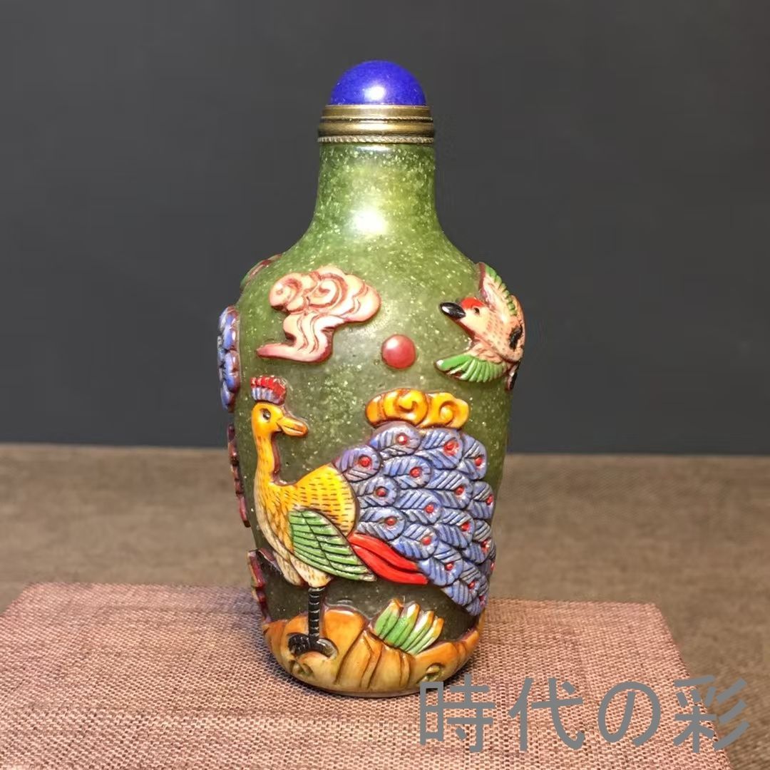 中国古美術・旧家蔵出・琉璃・彩絵鼻煙壺・名家手絵「孔雀図」・工芸品・骨董品・極細工・古美術・時代物・R08052617