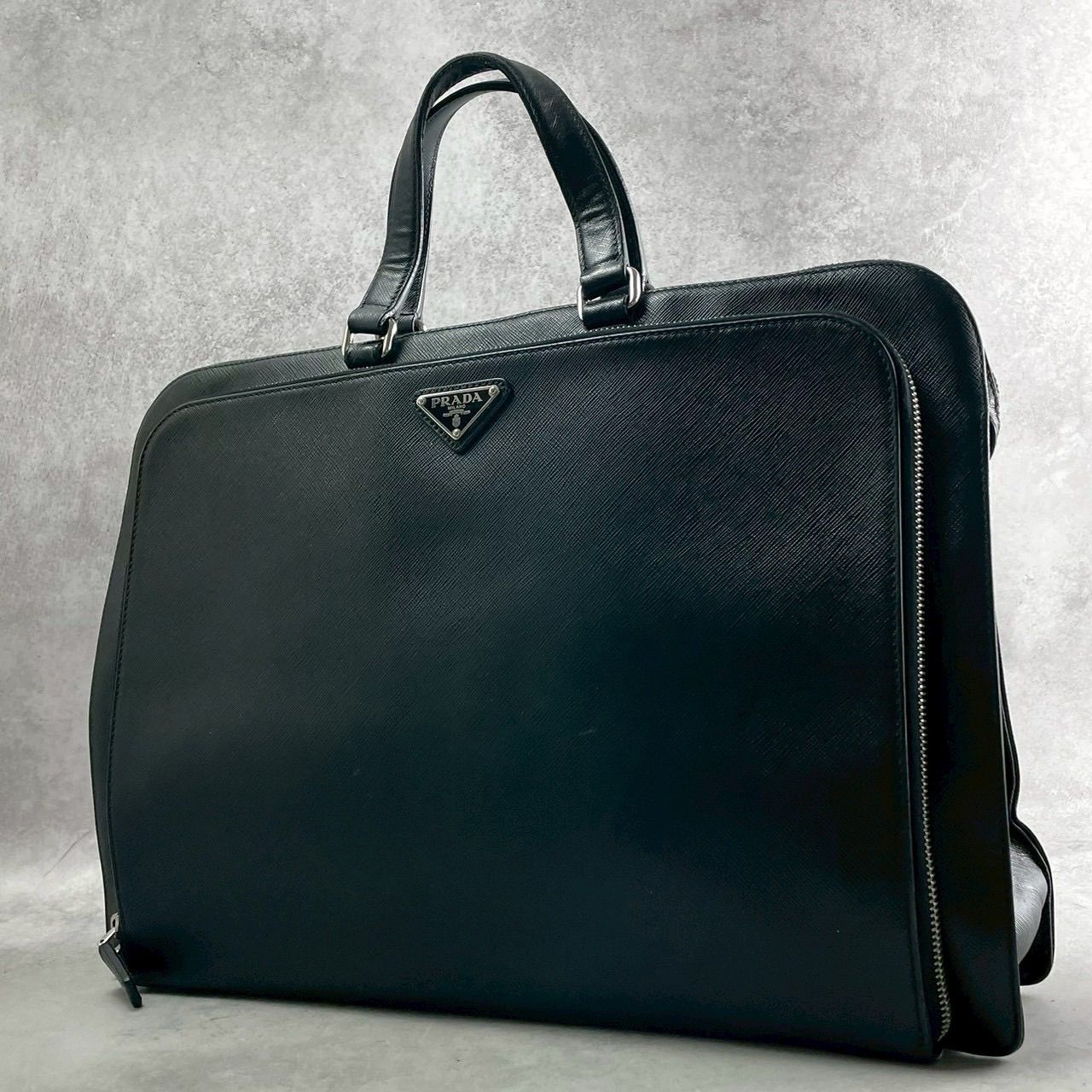 Prada ビジネスバッグ プラダ ブリーフケース ブリーフケース PRADA