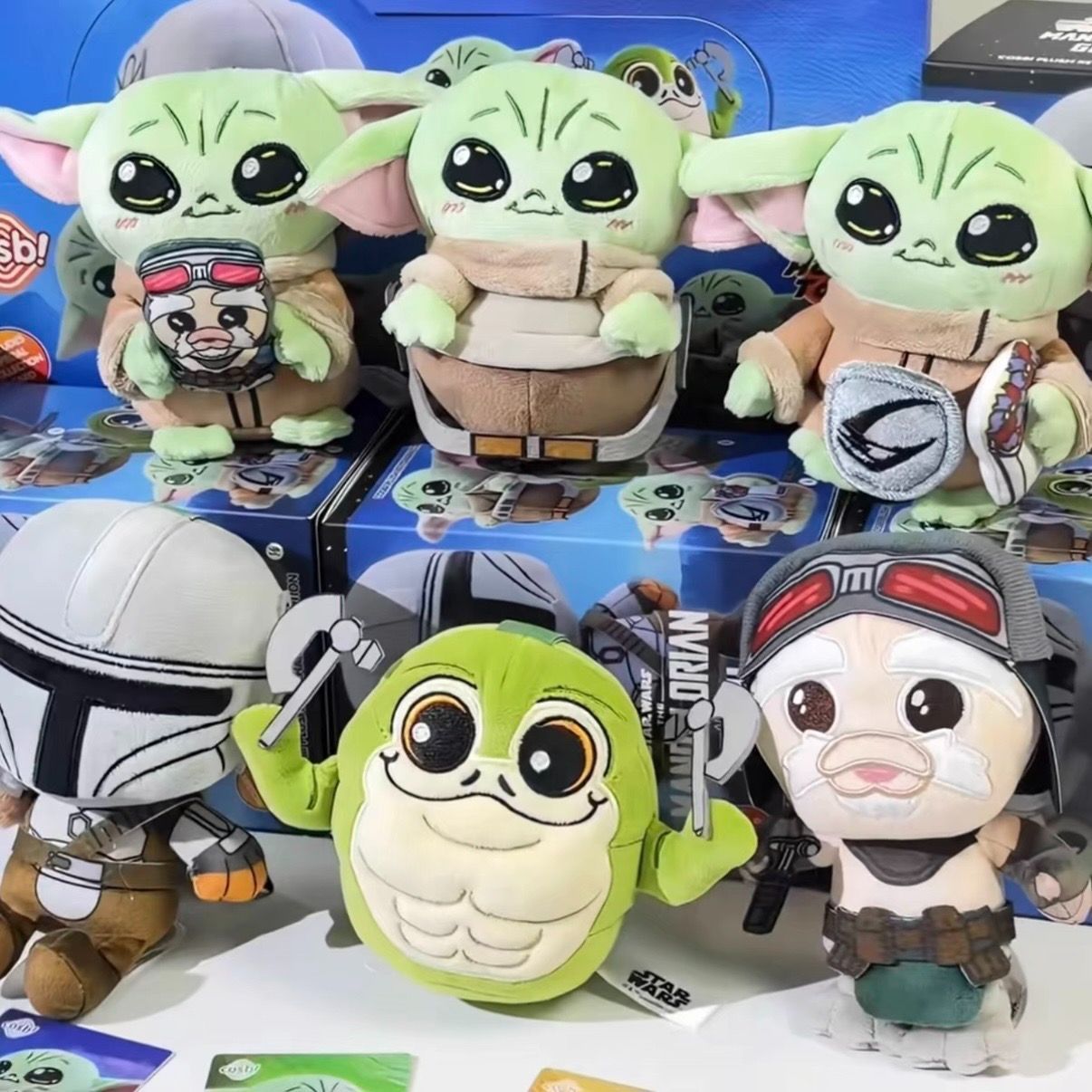 【即納】HOT TOYS スターウォーズ STAR WARS マンダロリアン & グローグー ぬいぐるみ マスコットキーホルダー チャーム アソートボックス COSBI コスビ 1BOX ブラインドボックス クイール