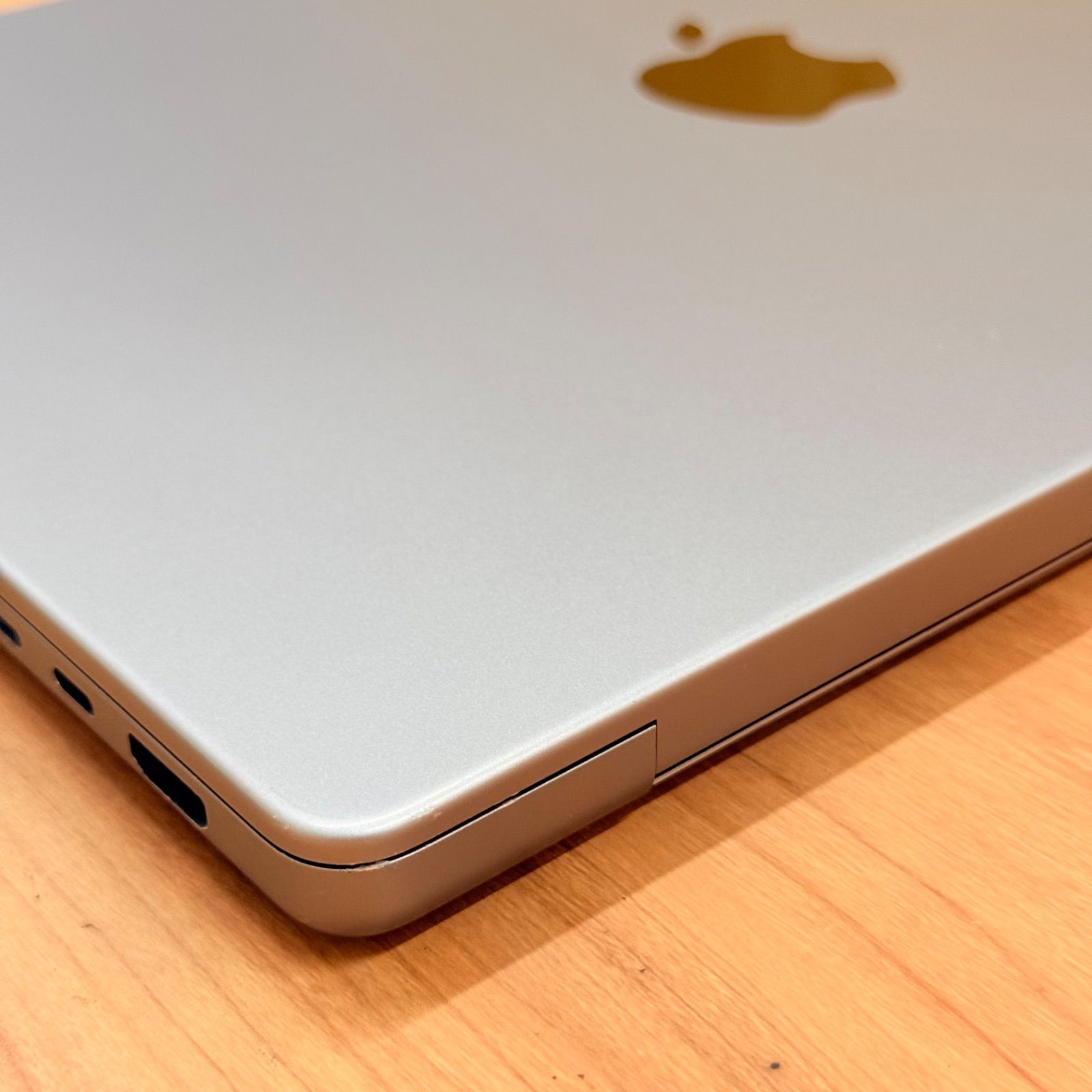 美品】MacBook Pro 14