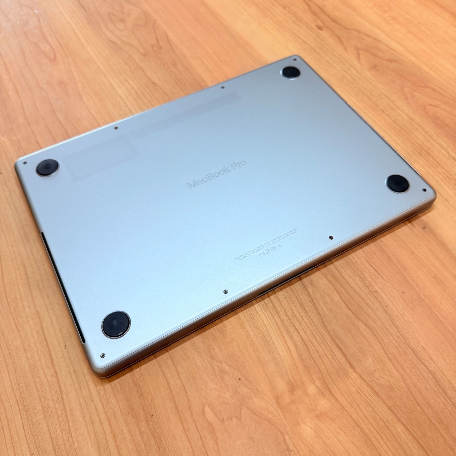 美品】MacBook Pro 14