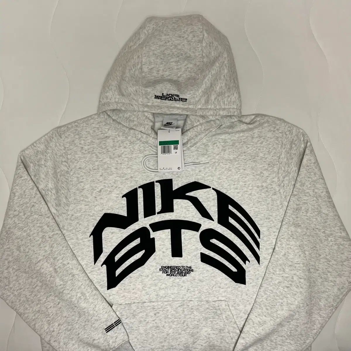 NIKE BTS コラボ フーディー サイズ XL 出品