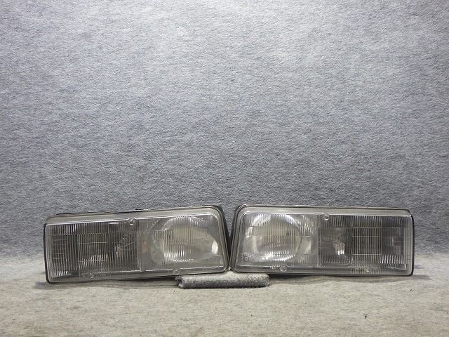 ビュイック リガール ヘッドライト左右 ハロゲン BA43CW 16505648 54518289 260618202