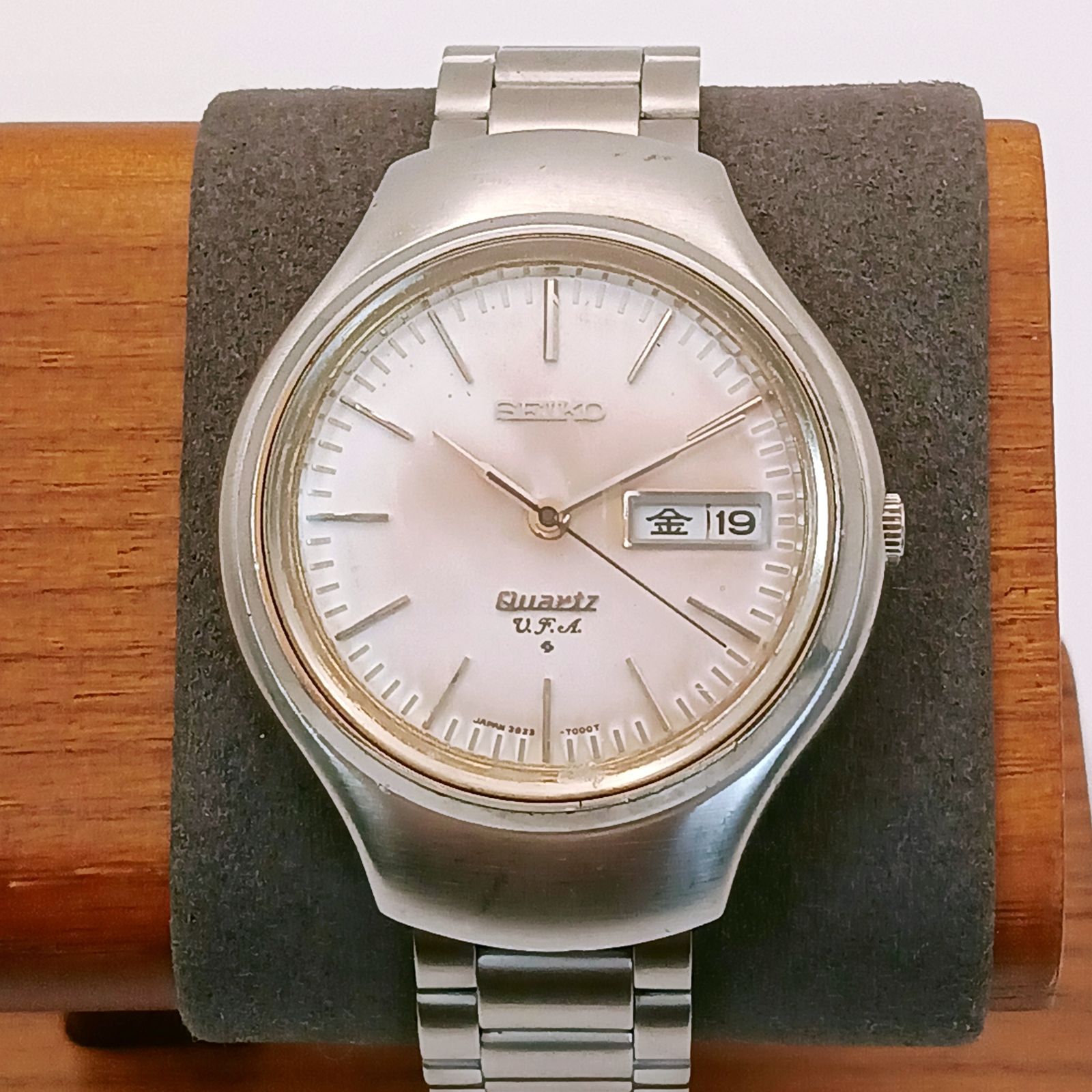 稼働】0619-2 SEIKO V.F.A セイコー 3823-7001 メンズ腕時計 クォーツ 