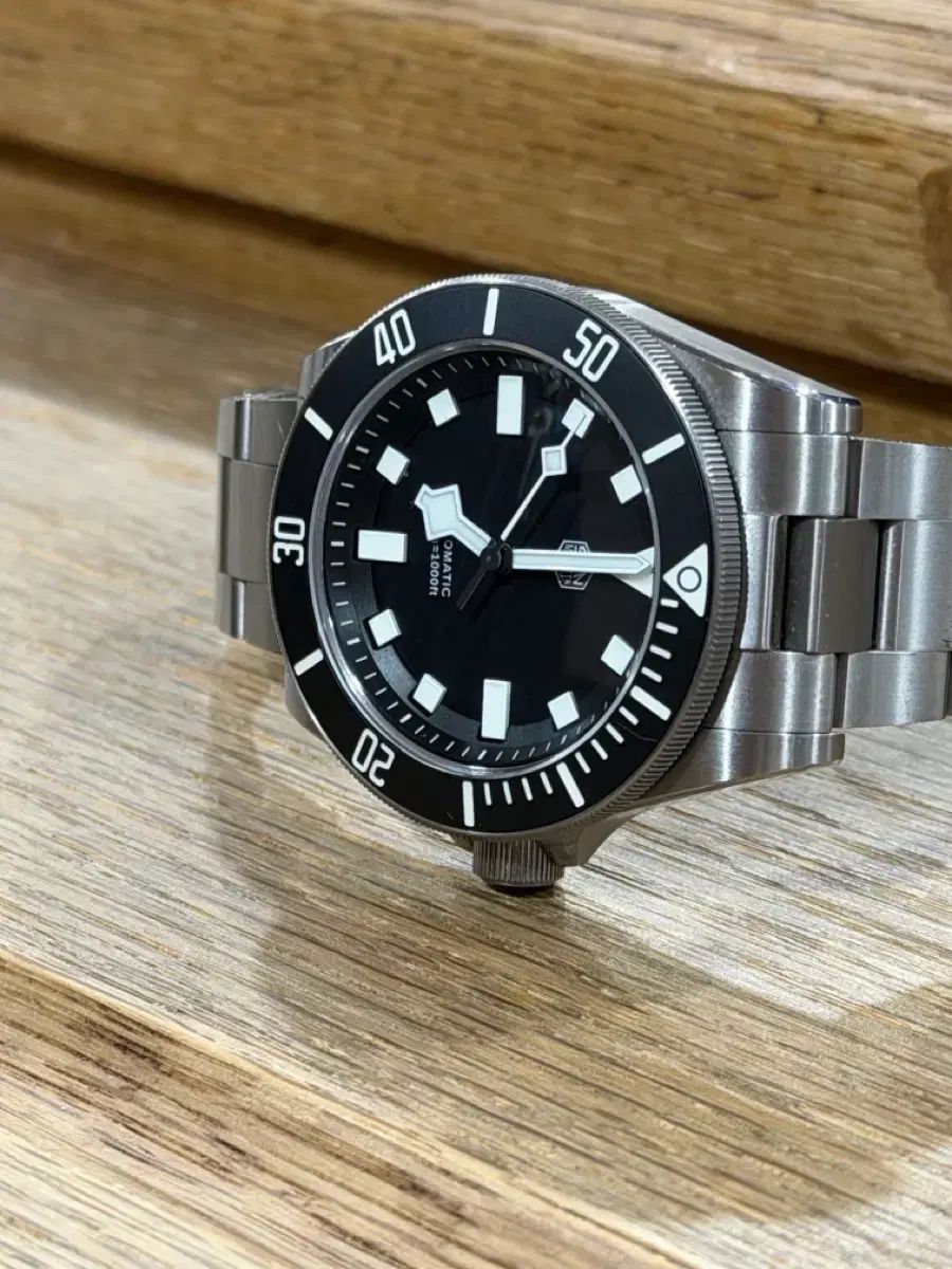サンマーティン ダイバー_ペラゴス_チタン_39mm