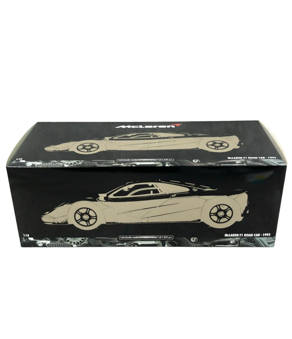 MINICHAMPS 1/18 マクラーレン F1 ロードカー 1993 ミニカー 12,344円