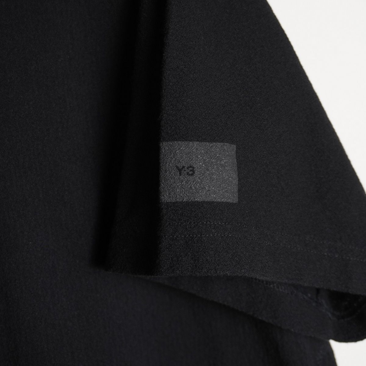 美品 23SS Y-3 ワイスリー Yohji Yamamoto ヨウジヤマモト POCKET SS TEE ポケット 半袖 Tシャツ カットソー H63071 サイズXS 黒820P♪ 美品 23SS Y-3 ワイスリー Yohji Yamamoto ヨウジヤマモト POCKET SS TEE ポケット 半袖 Tシャツ カットソー H63071 サイズXS 黒820P♪
