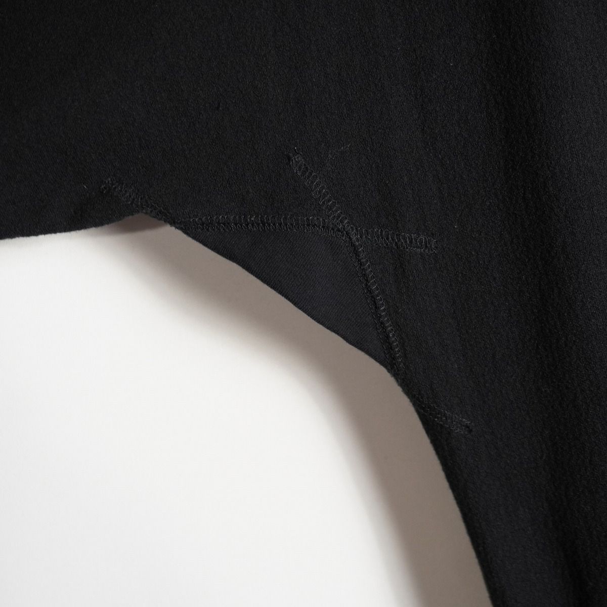 美品 23SS Y-3 ワイスリー Yohji Yamamoto ヨウジヤマモト POCKET SS TEE ポケット 半袖 Tシャツ カットソー H63071 サイズXS 黒820P♪ 美品 23SS Y-3 ワイスリー Yohji Yamamoto ヨウジヤマモト POCKET SS TEE ポケット 半袖 Tシャツ カットソー H63071 サイズXS 黒820P♪