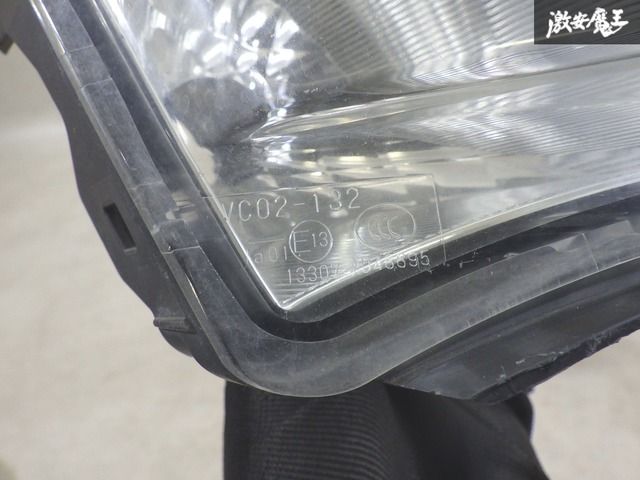 トヨタ TOYOTA 純正 ZN6 86 ハチロク 前期 フロント ウインカー レンズ トヨタ TOYOTA 純正 ZN6 86 ハチロク 前期 フロント ウインカー レンズ