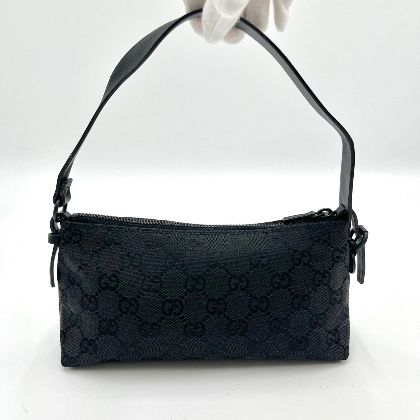 【専用品】グッチ アクセサリーポーチ GGキャンバス ブラック 極美品◎GUCCI グッチ GGキャンバス アクセサリーポーチ ハンドバッグ