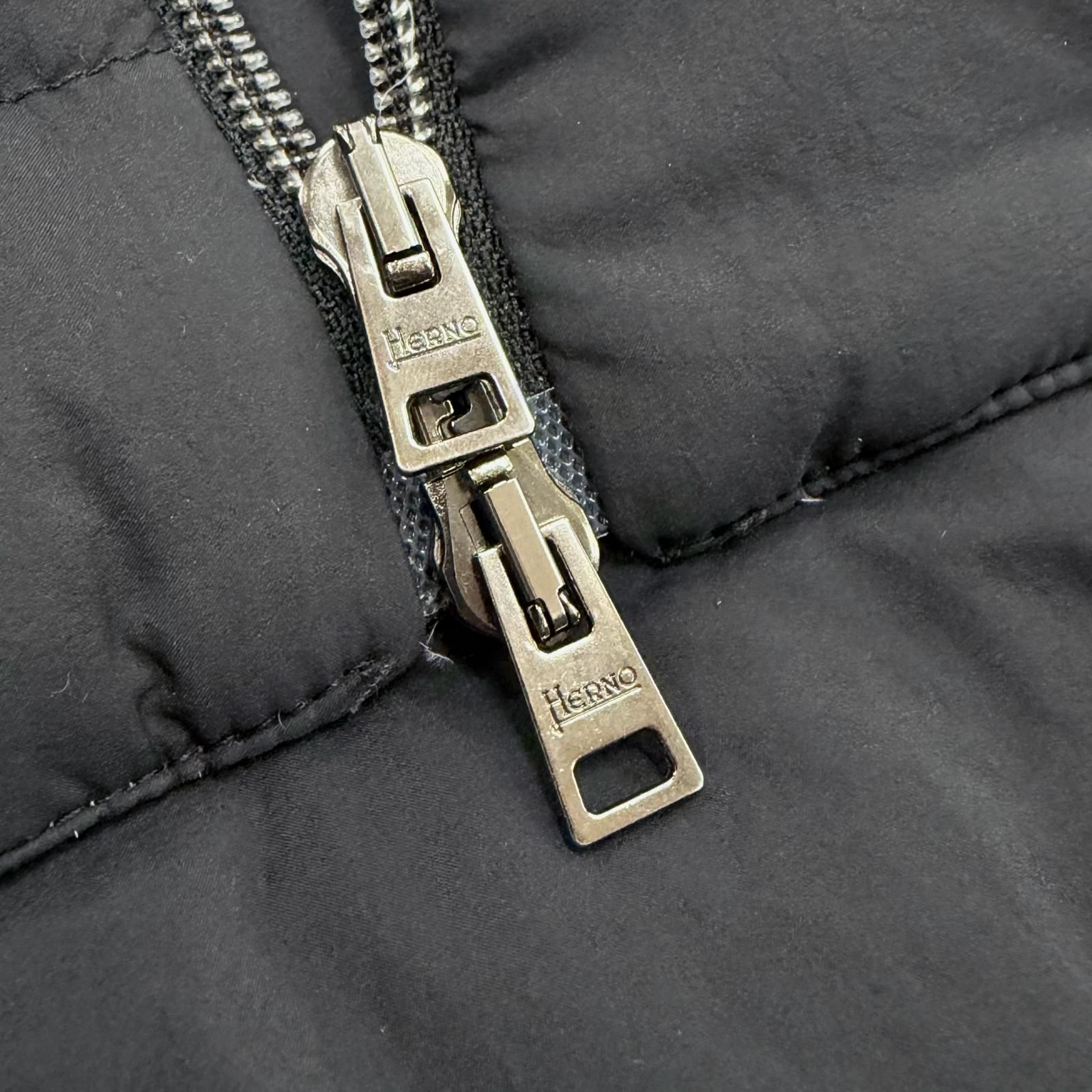 美品▽Herno ヘルノ PI008ULE LEGEND ロゴ入りボタン レイヤード